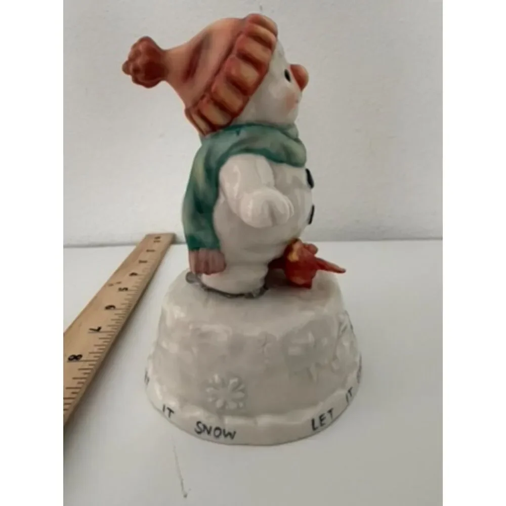 vtg snowman and cardinal music box with 